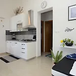 Vila Separovic Vela Luka